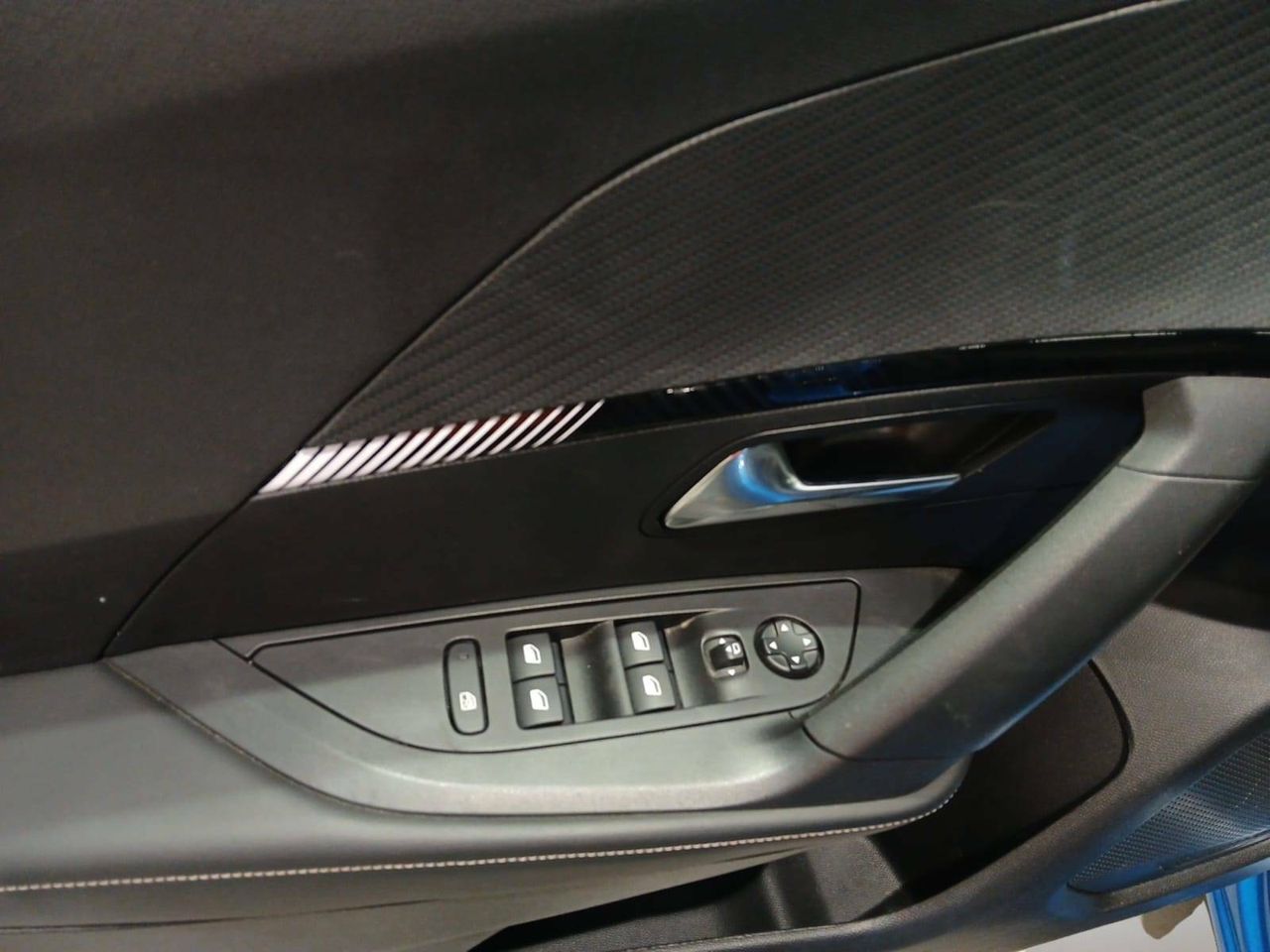 Foto Peugeot 2008 14