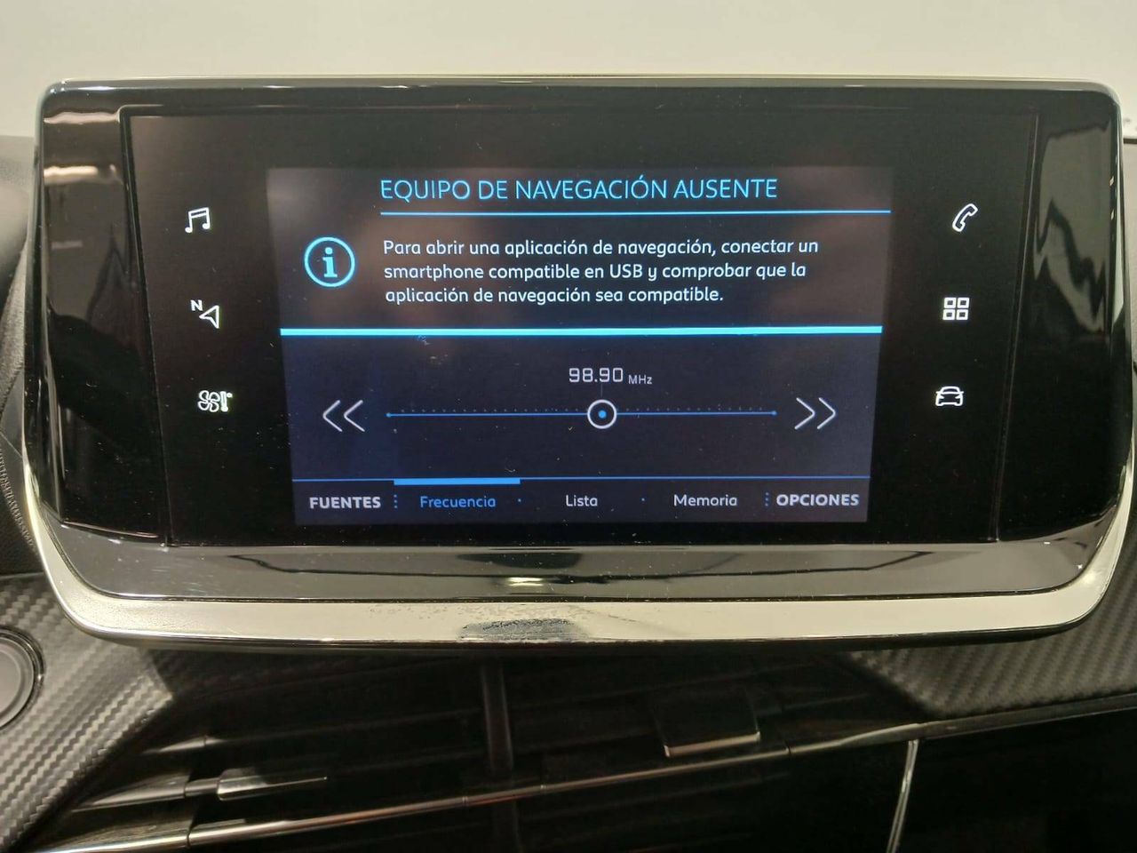 Foto Peugeot 208 15