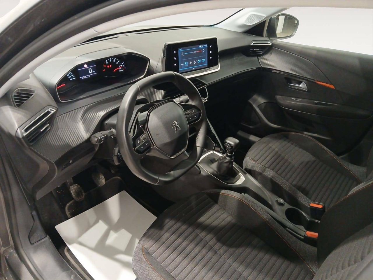 Foto Peugeot 208 19