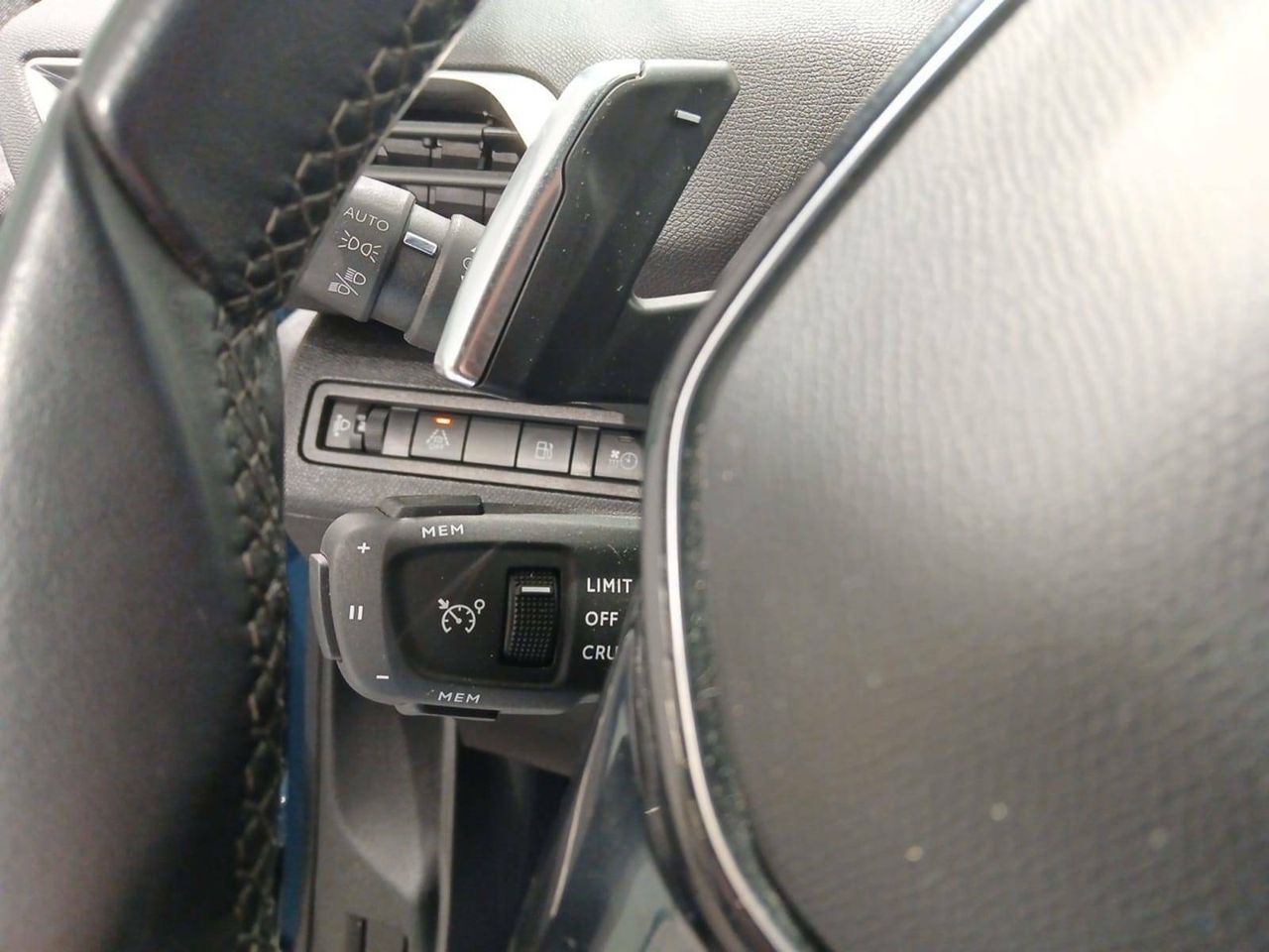 Foto Peugeot 3008 13