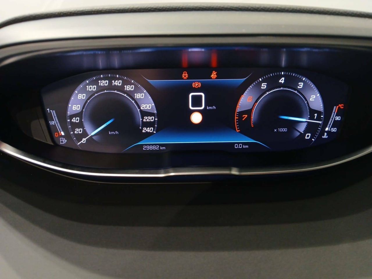 Foto Peugeot 5008 24
