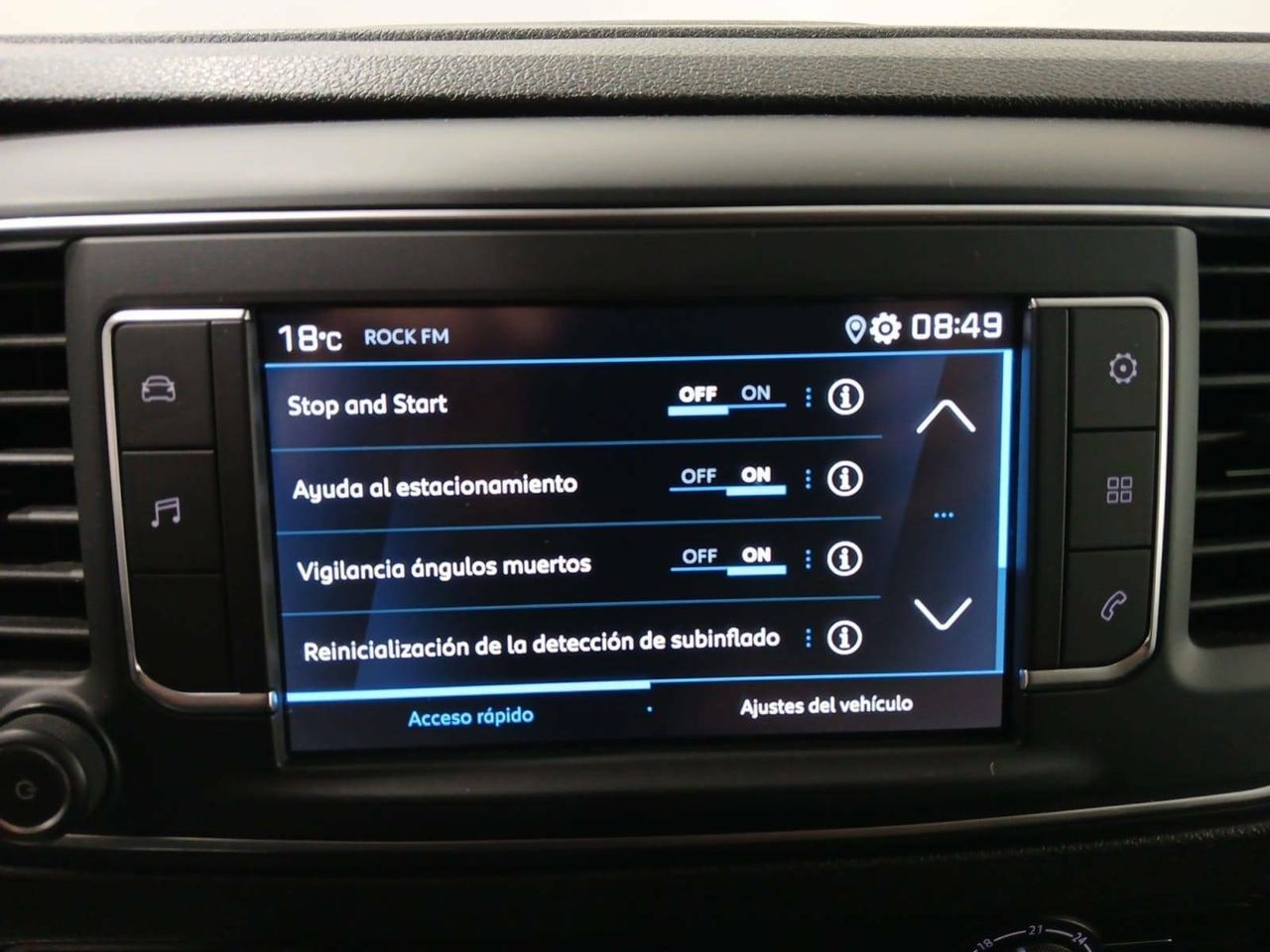 Foto Peugeot Traveller 21