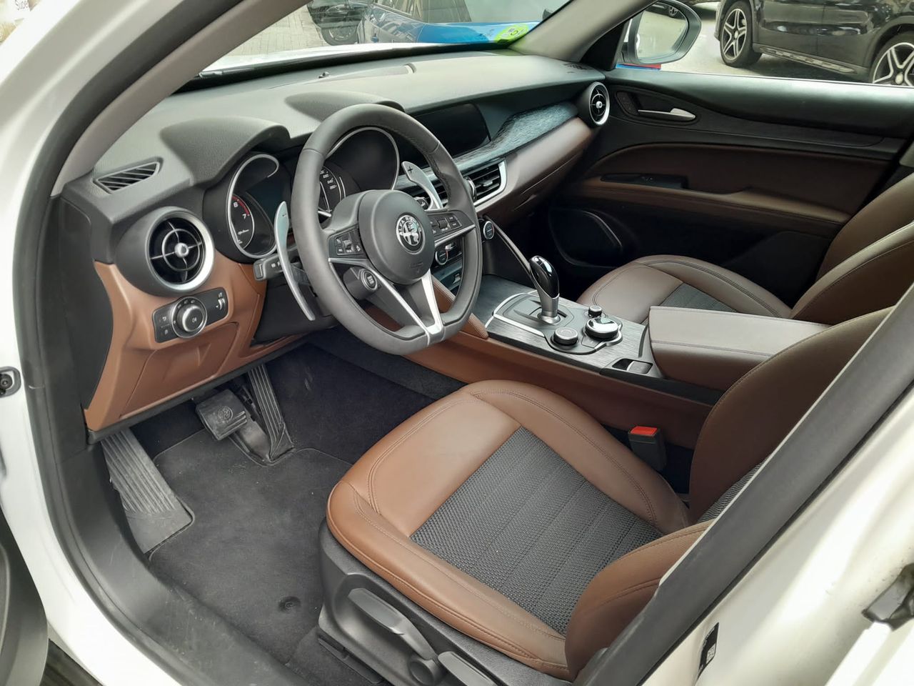 Foto Alfa Romeo Stelvio 9
