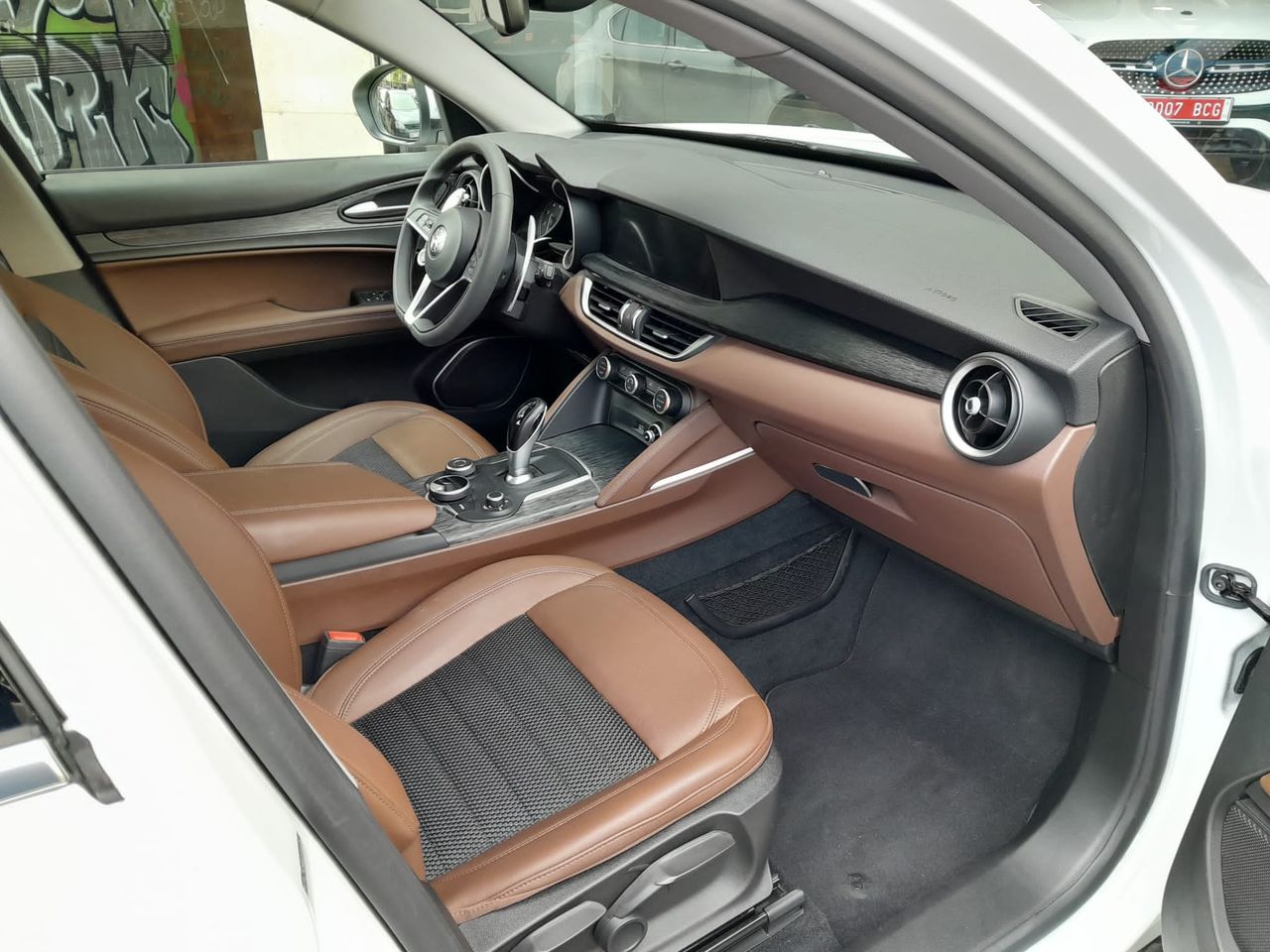 Foto Alfa Romeo Stelvio 10