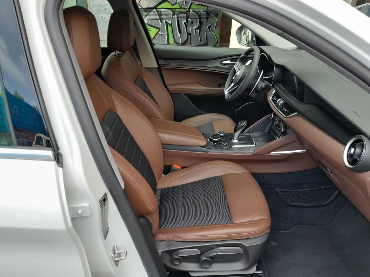 Foto Alfa Romeo Stelvio 11