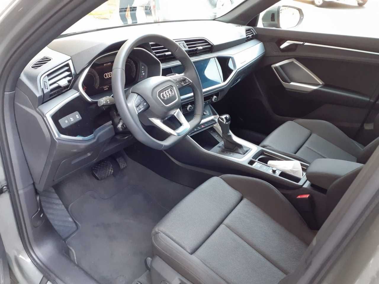 Foto Audi Q3 8