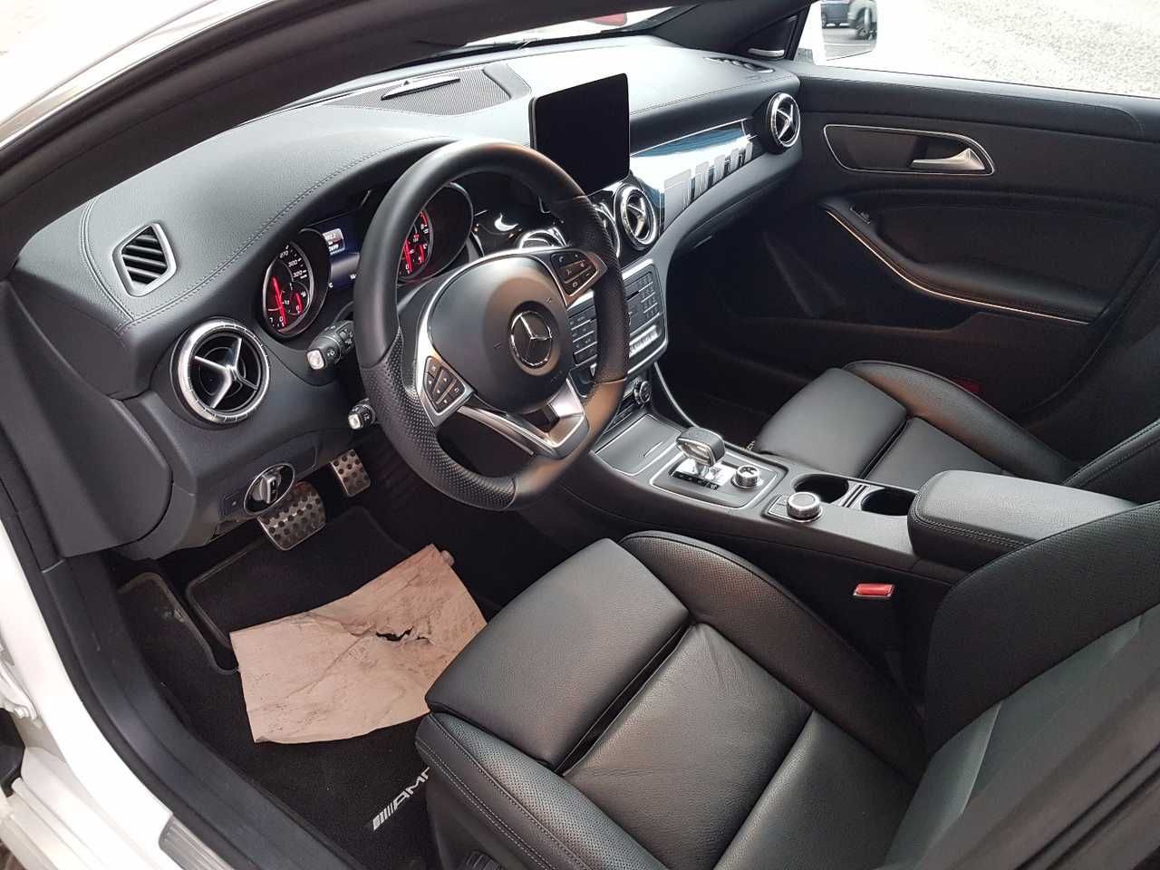 Foto Mercedes-Benz Clase CLA 9