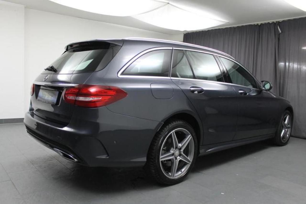 Foto Mercedes-Benz Clase C 2