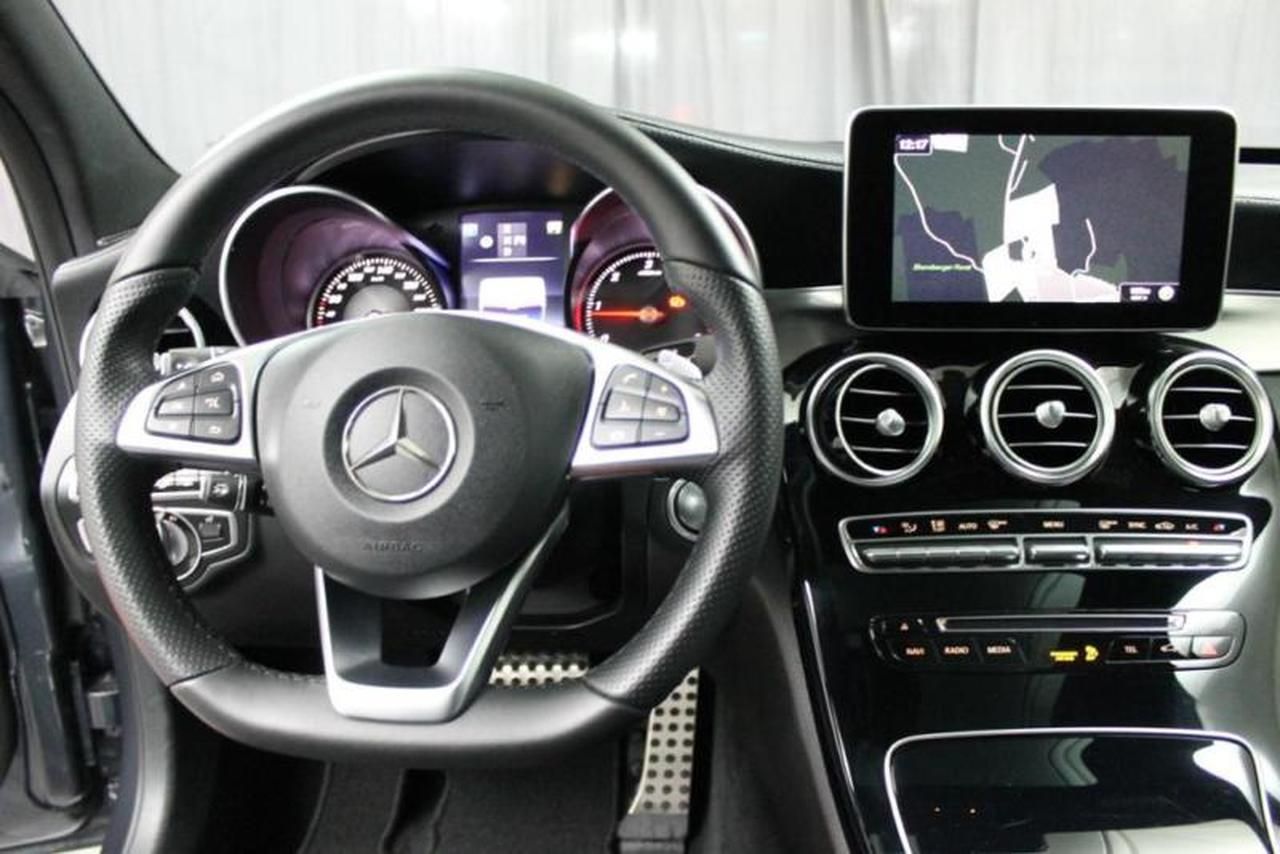 Foto Mercedes-Benz Clase C 4