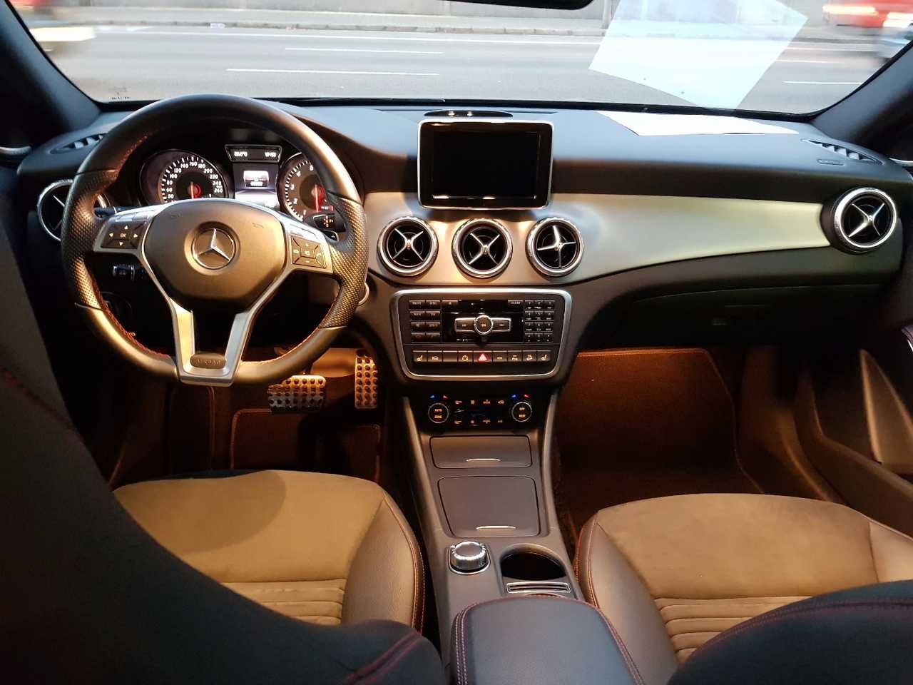 Foto Mercedes-Benz Clase GLA 6