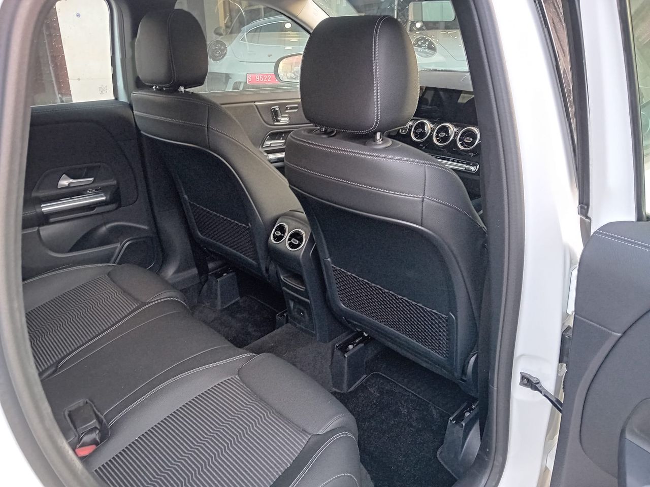 Foto Mercedes-Benz Clase GLA 12