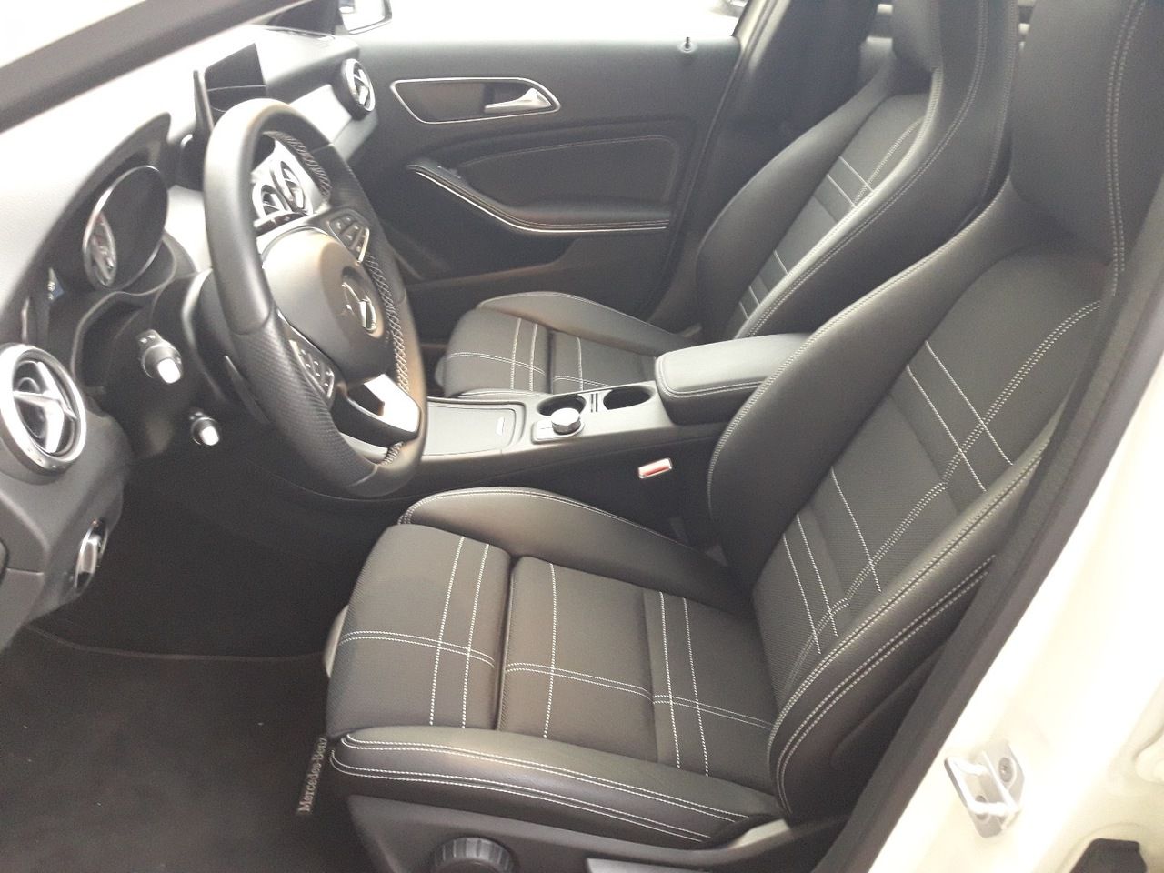 Foto Mercedes-Benz Clase GLA 9