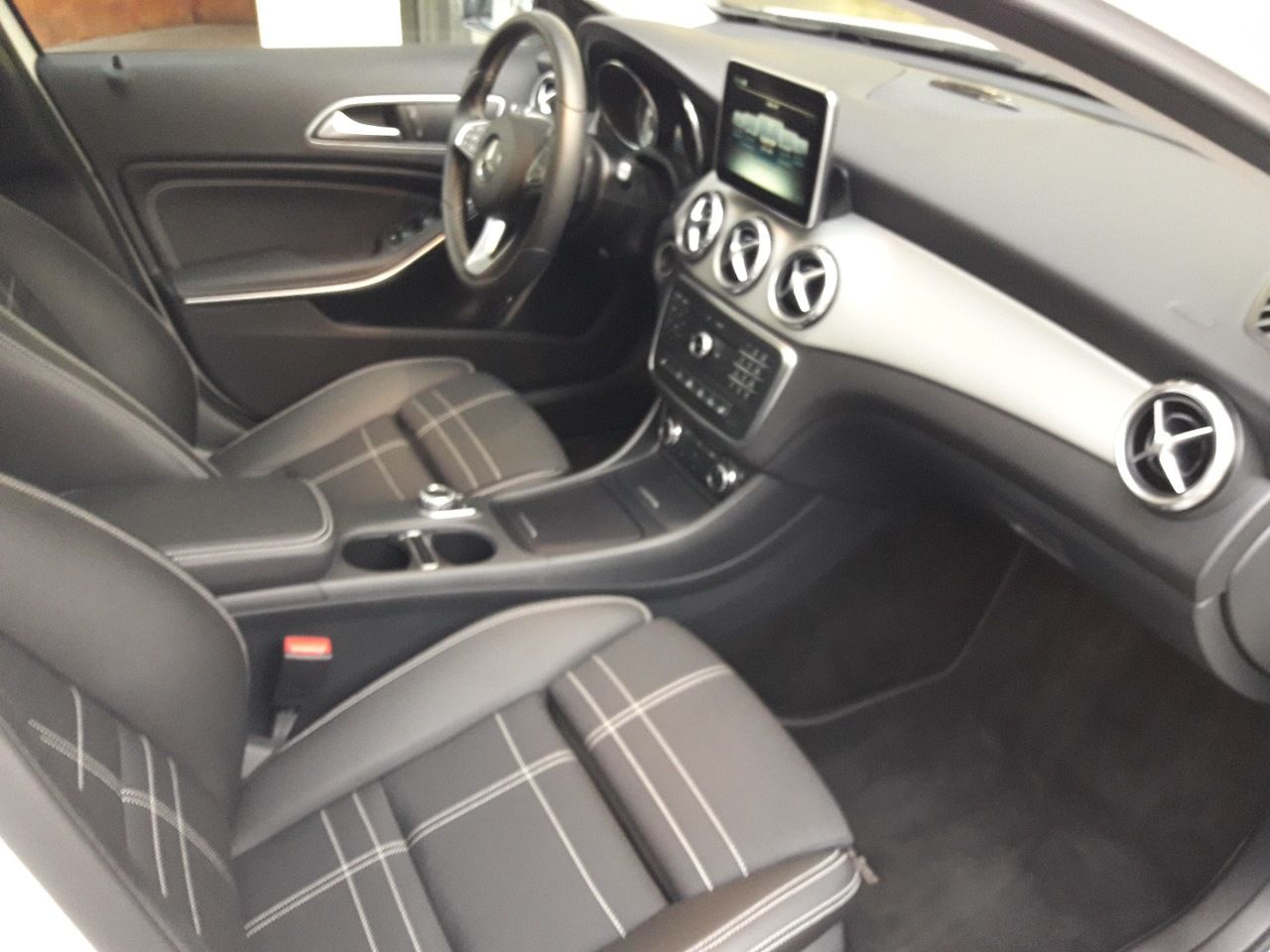 Foto Mercedes-Benz Clase GLA 10
