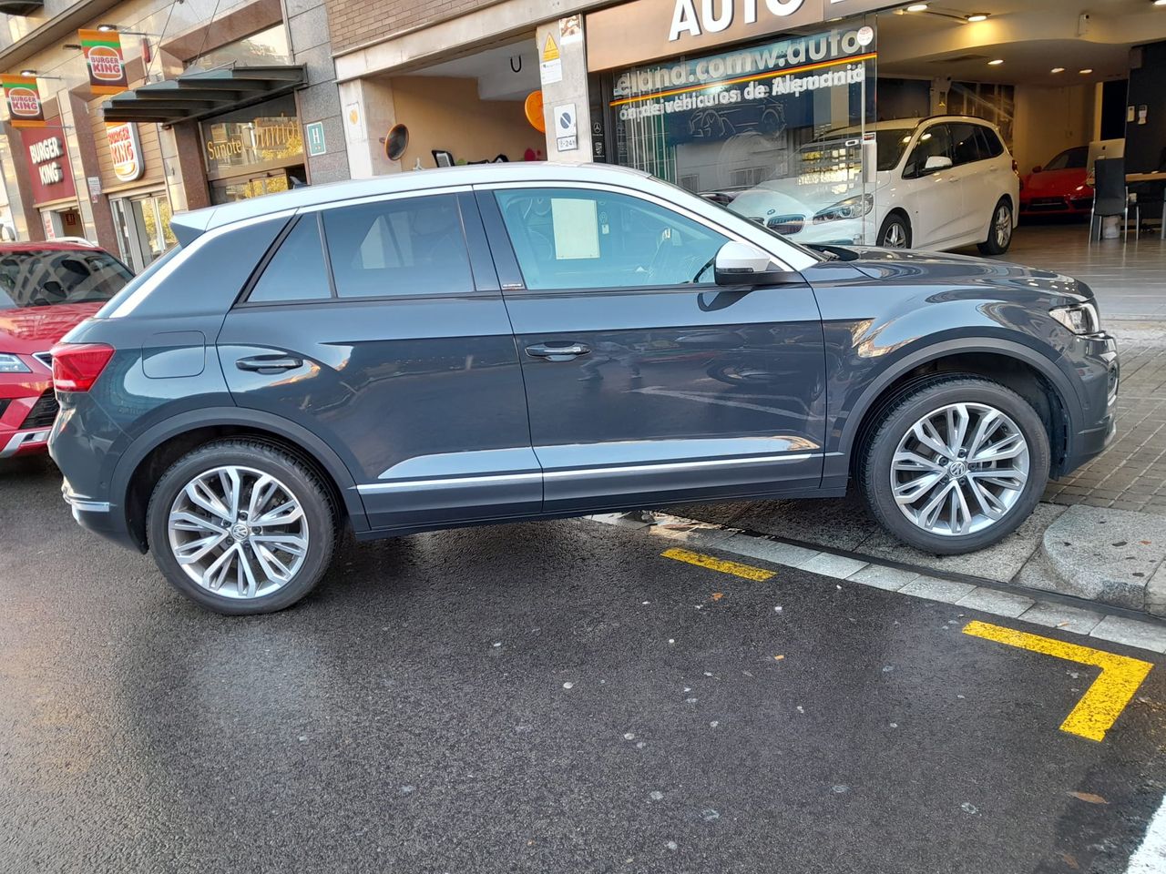Foto Volkswagen T-Roc 6