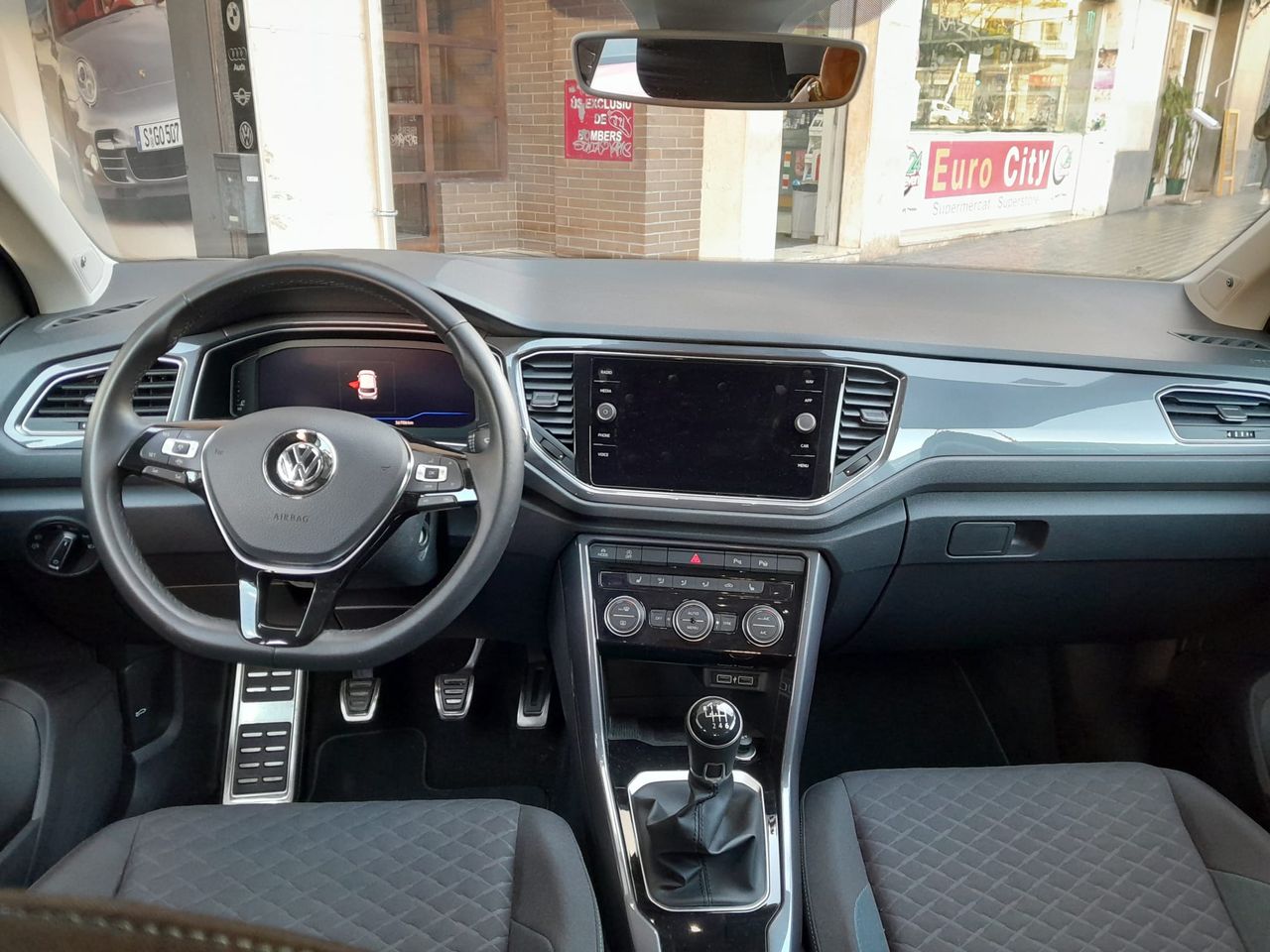 Foto Volkswagen T-Roc 7
