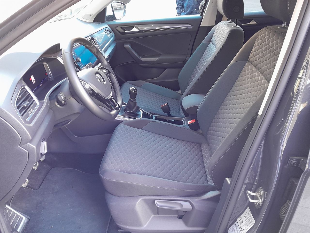 Foto Volkswagen T-Roc 9