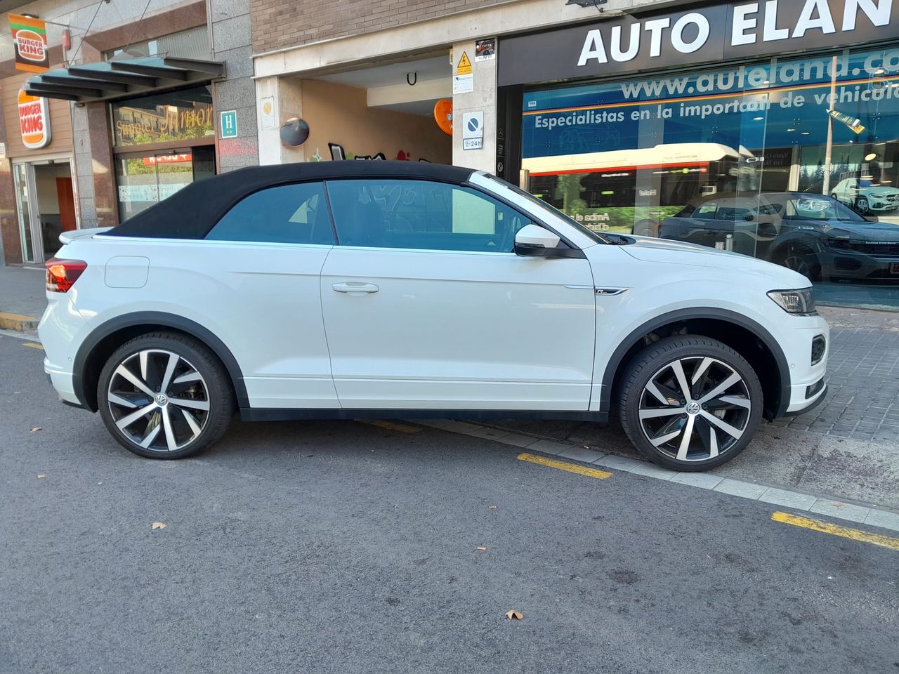 Foto Volkswagen T-Roc 4