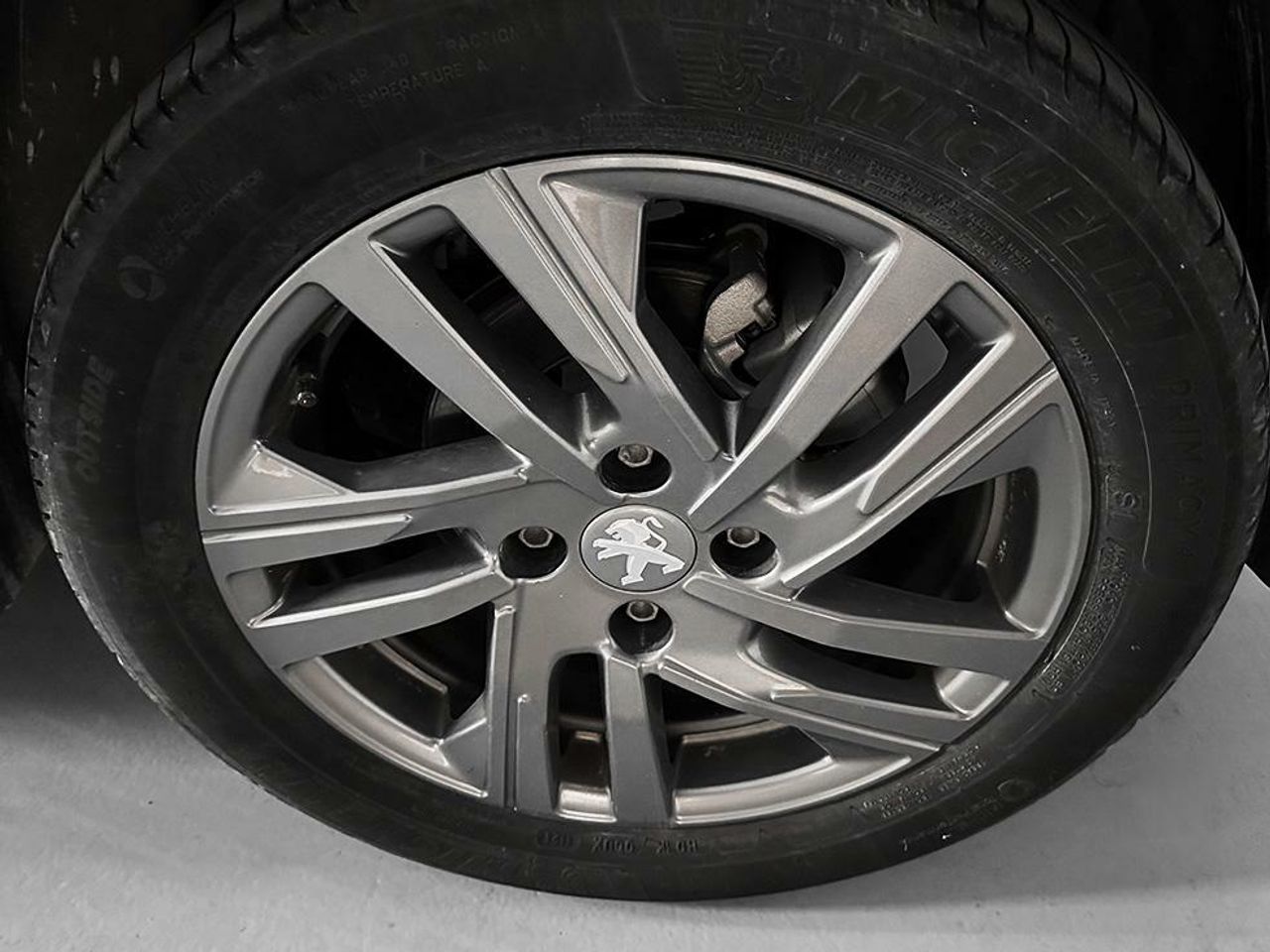 Foto Peugeot 208 17