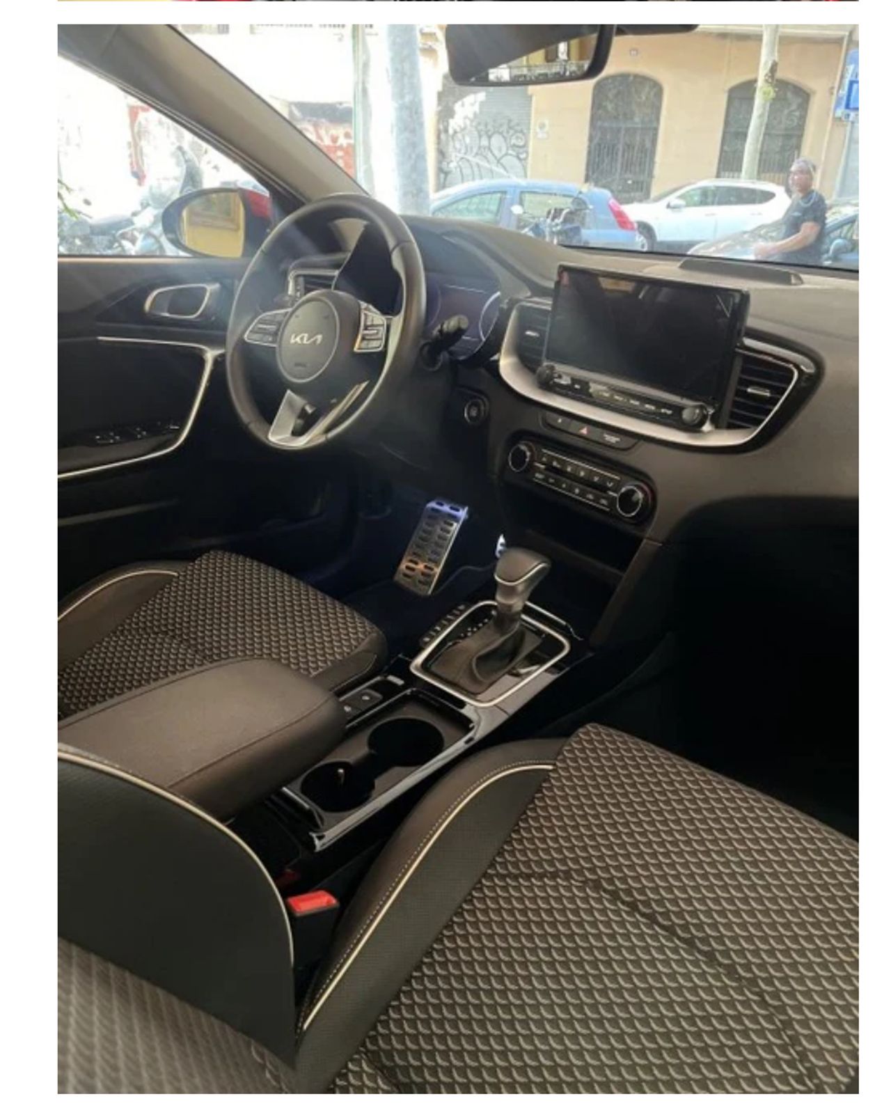 Foto Kia XCeed 11