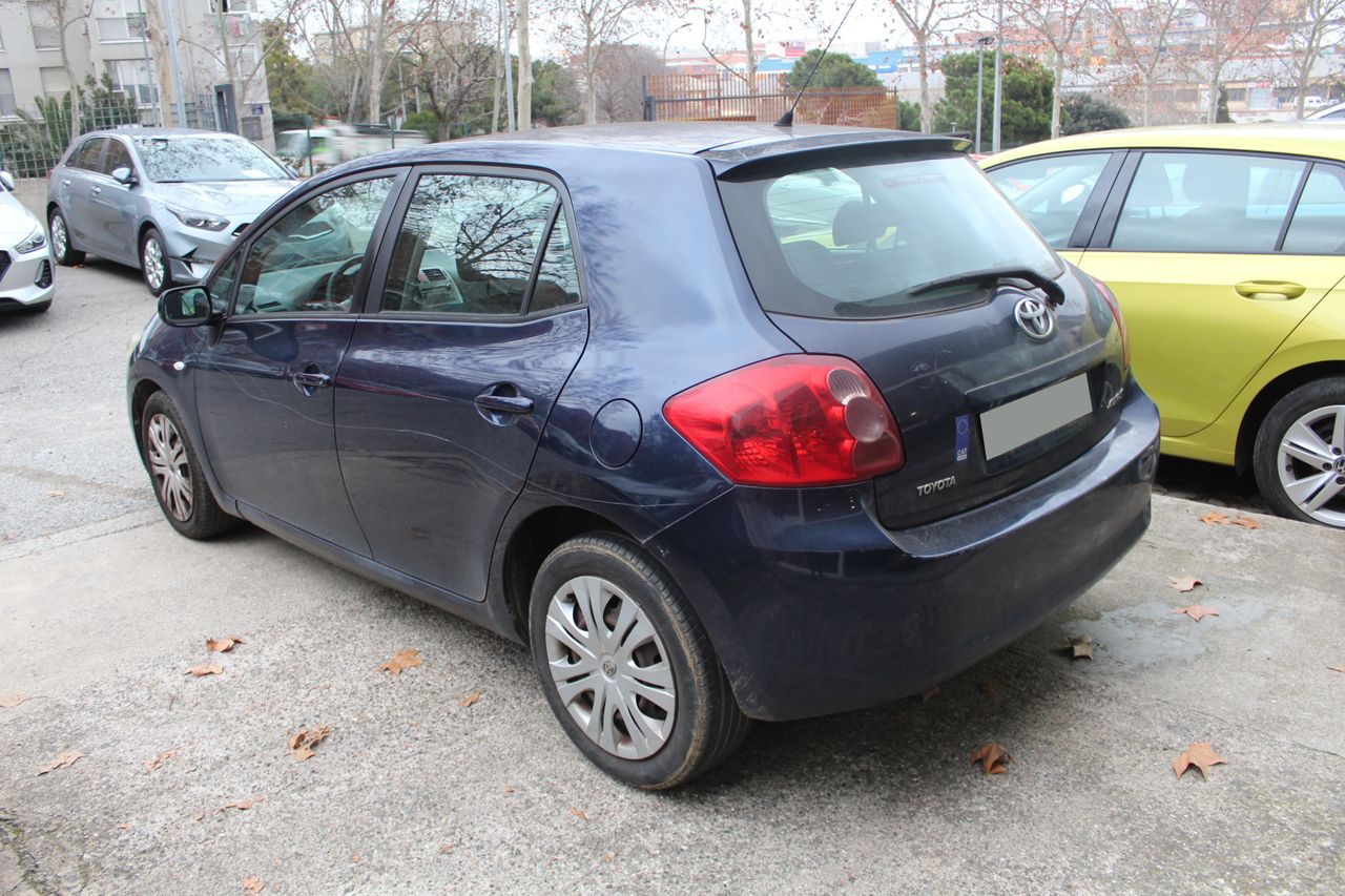 Foto Toyota Auris 5