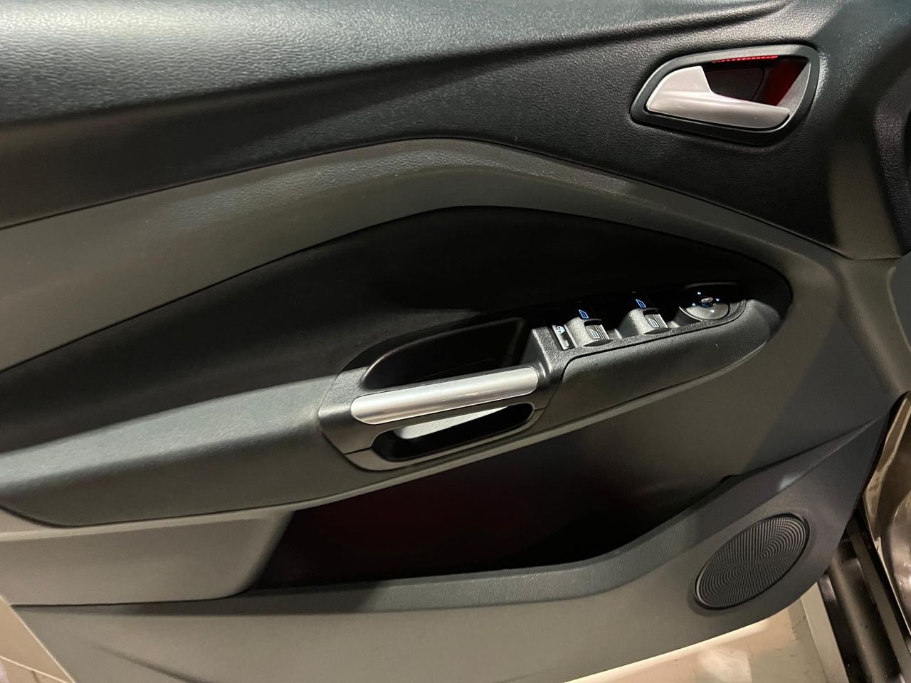 Foto Ford C-Max 12