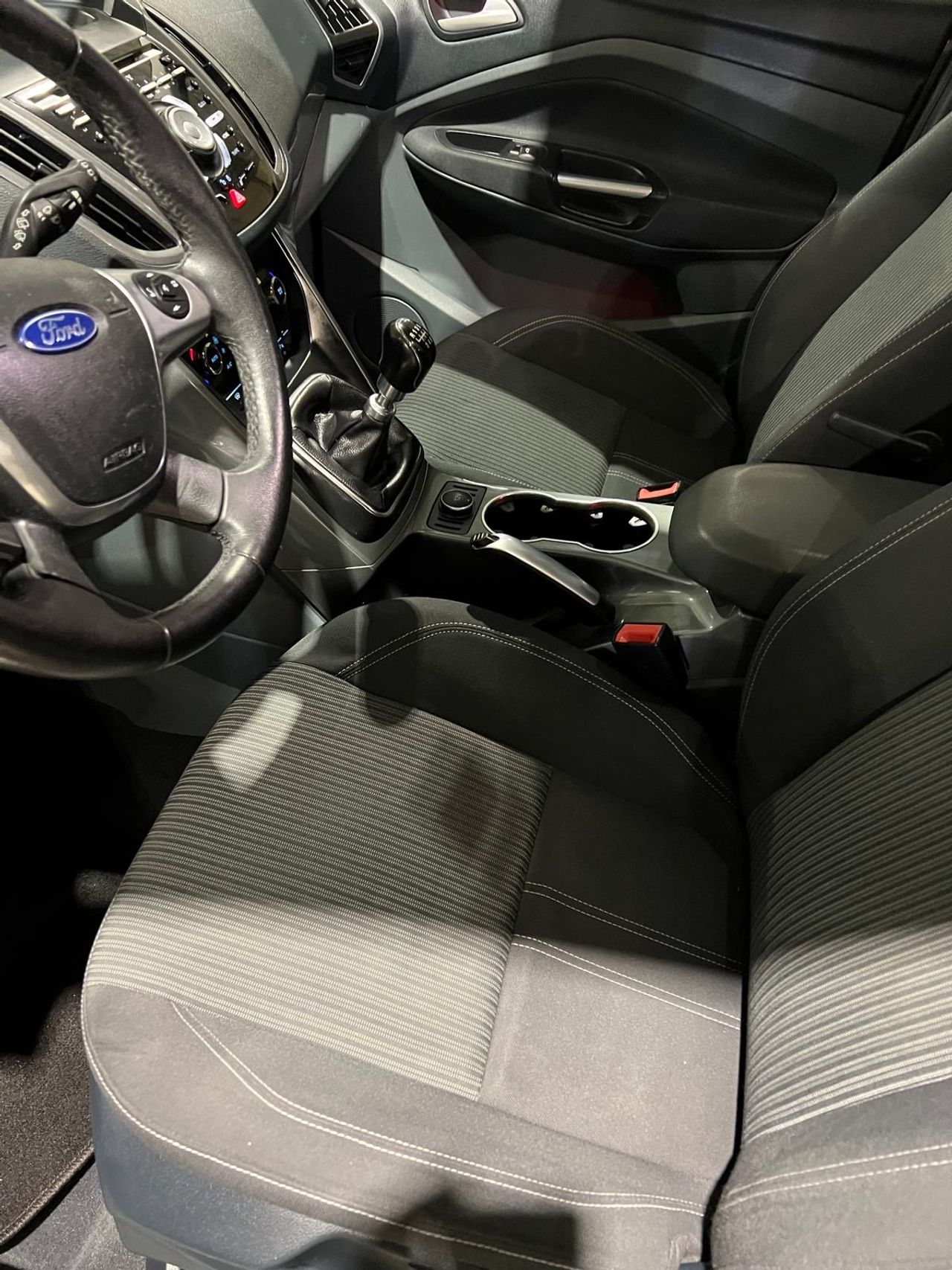 Foto Ford C-Max 13