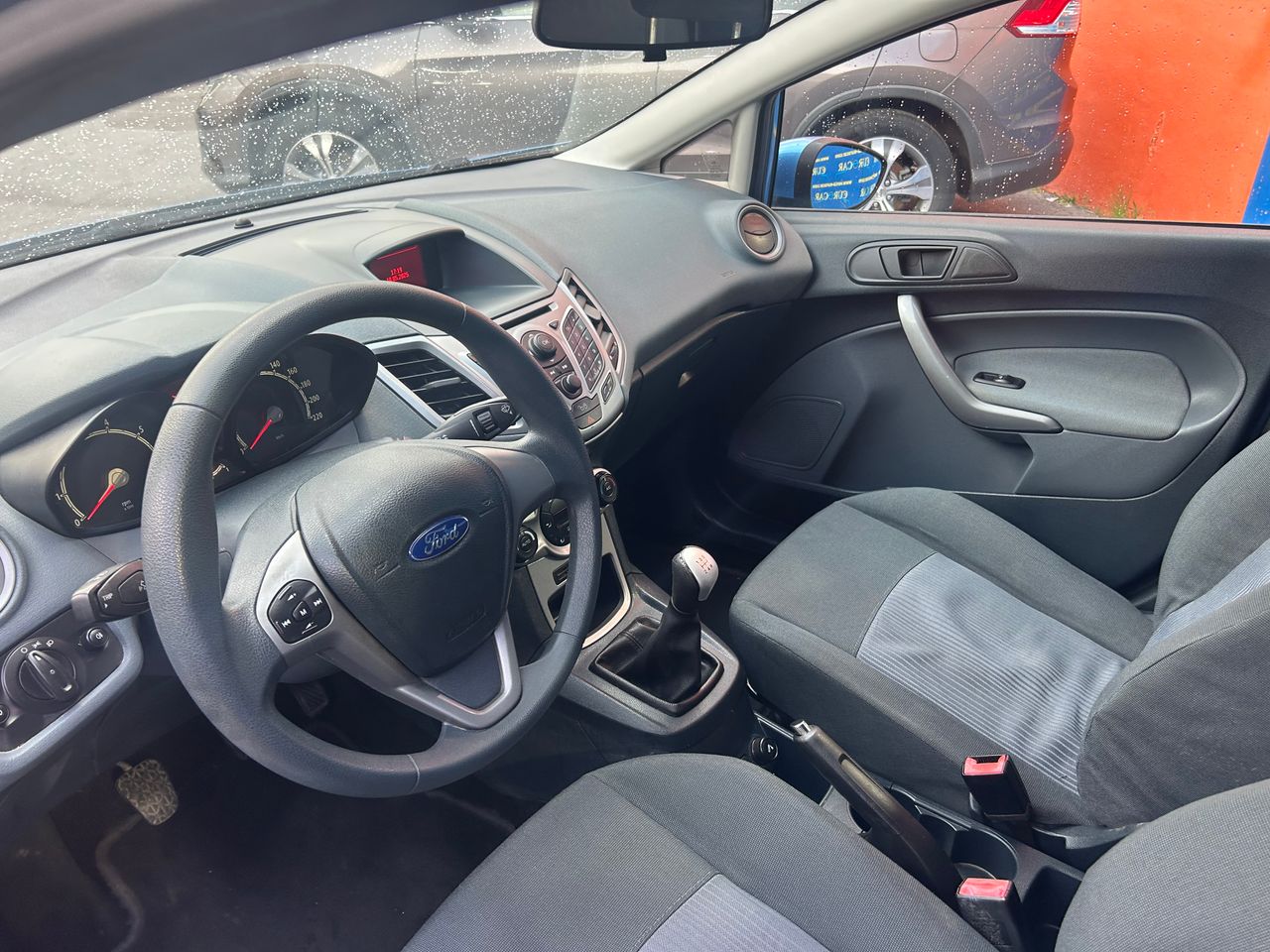 Foto Ford Fiesta 10