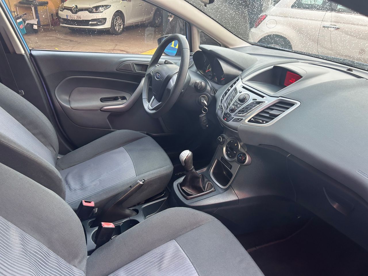 Foto Ford Fiesta 21