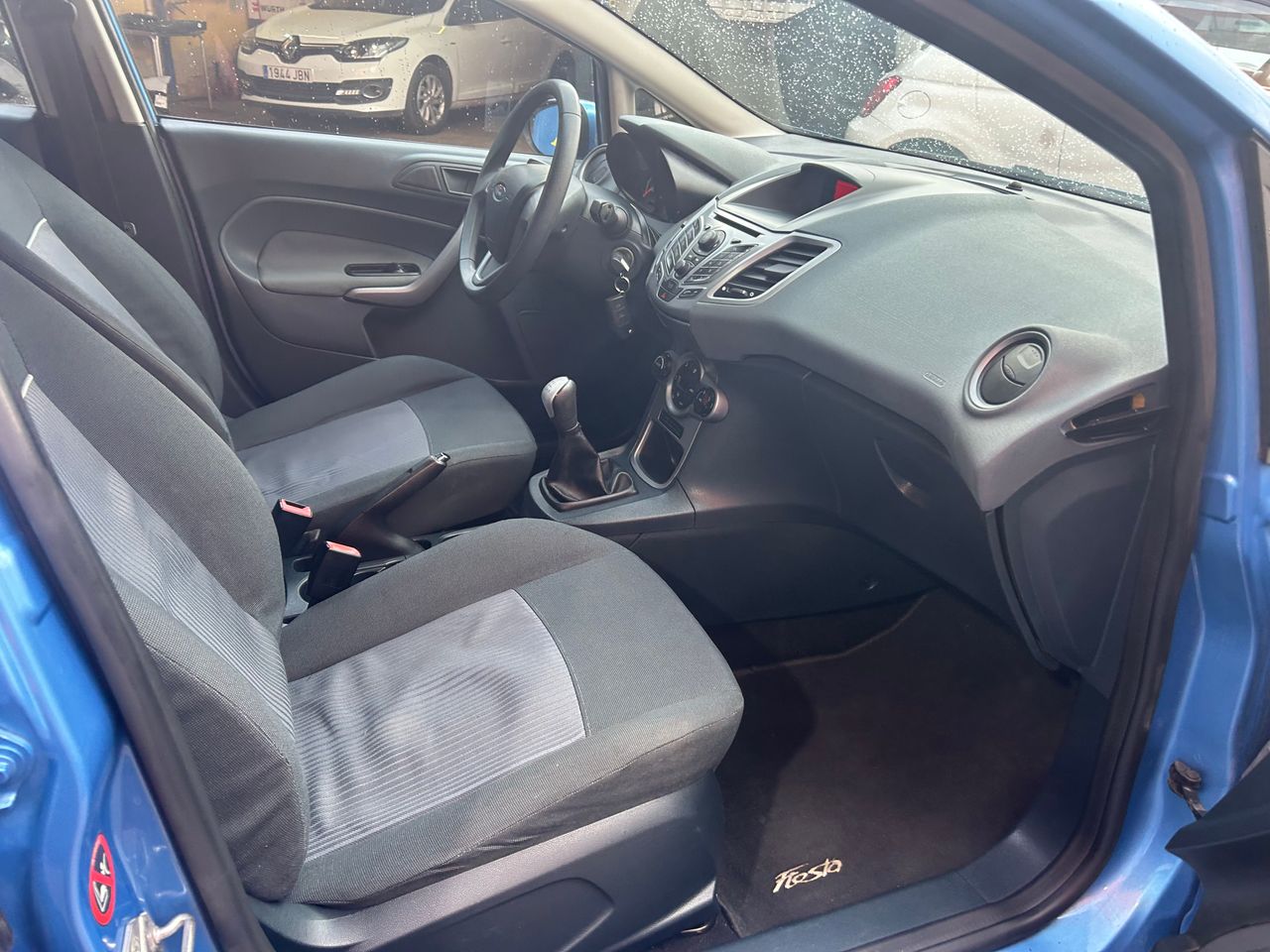 Foto Ford Fiesta 23