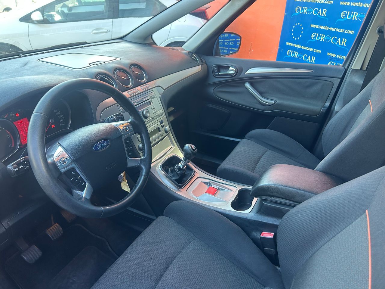 Foto Ford S-Max 12