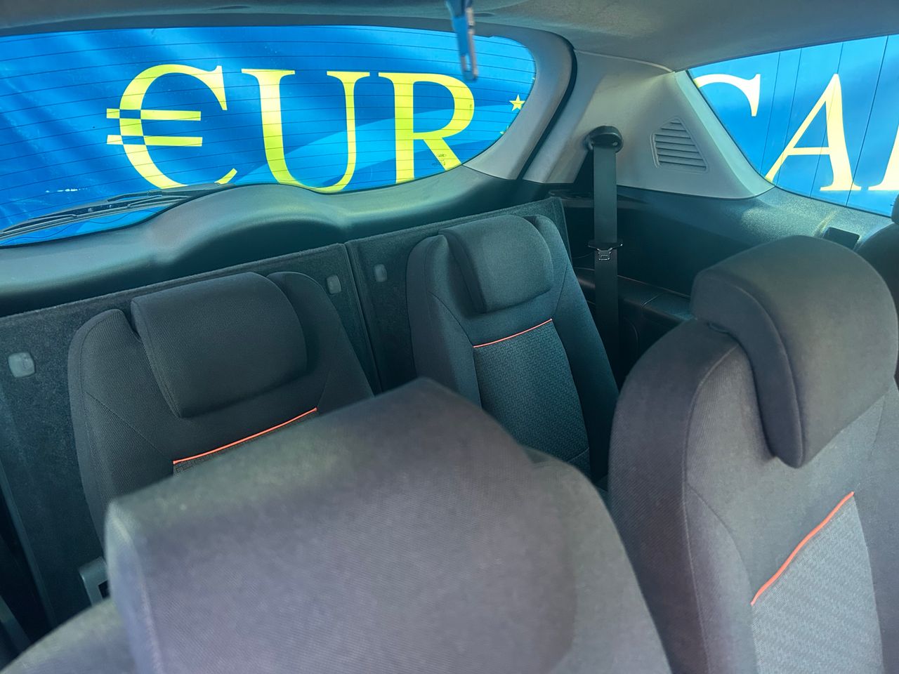 Foto Ford S-Max 26