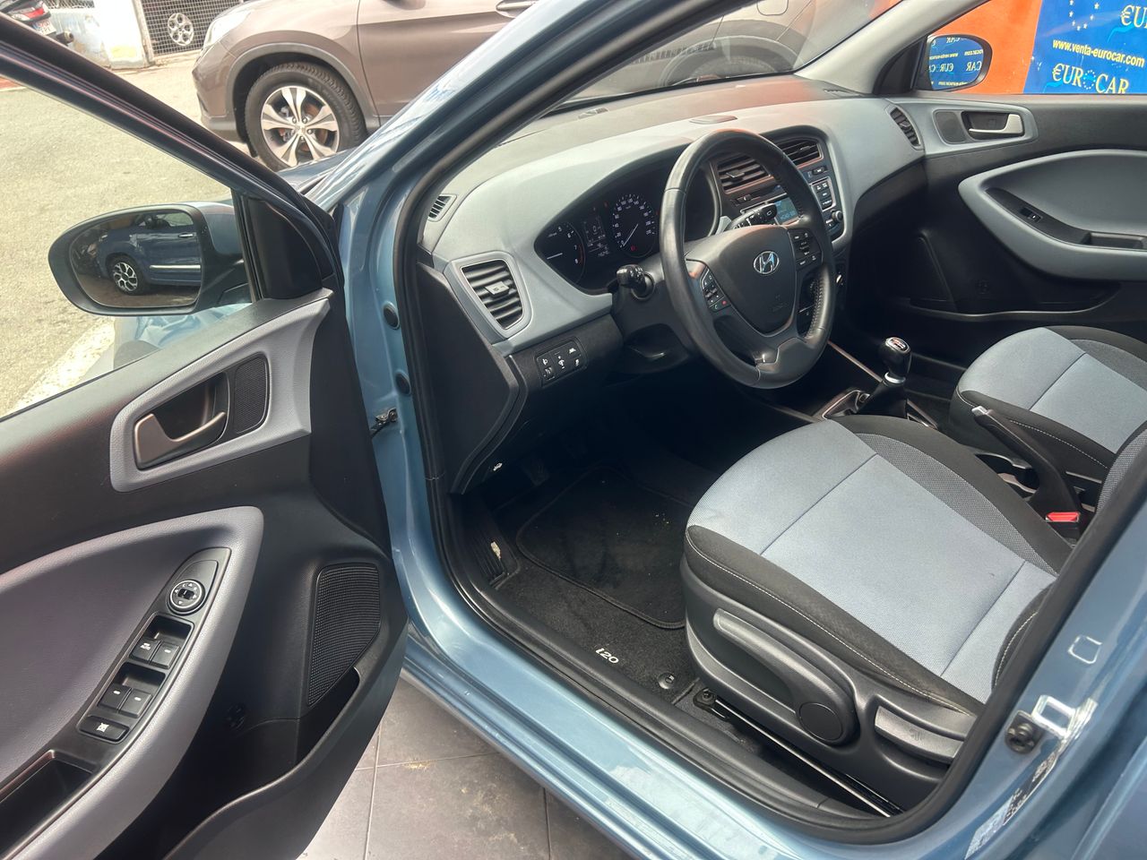 Foto Hyundai i20 15