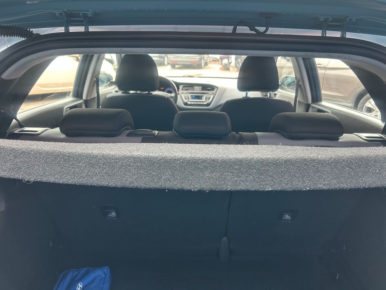 Foto Hyundai i20 27