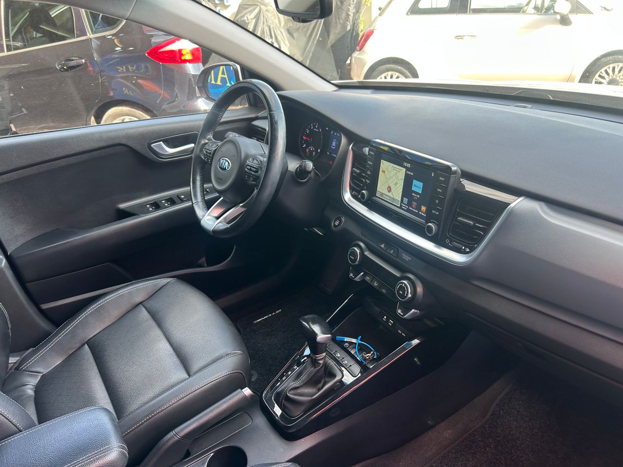 Foto Kia Stonic 22