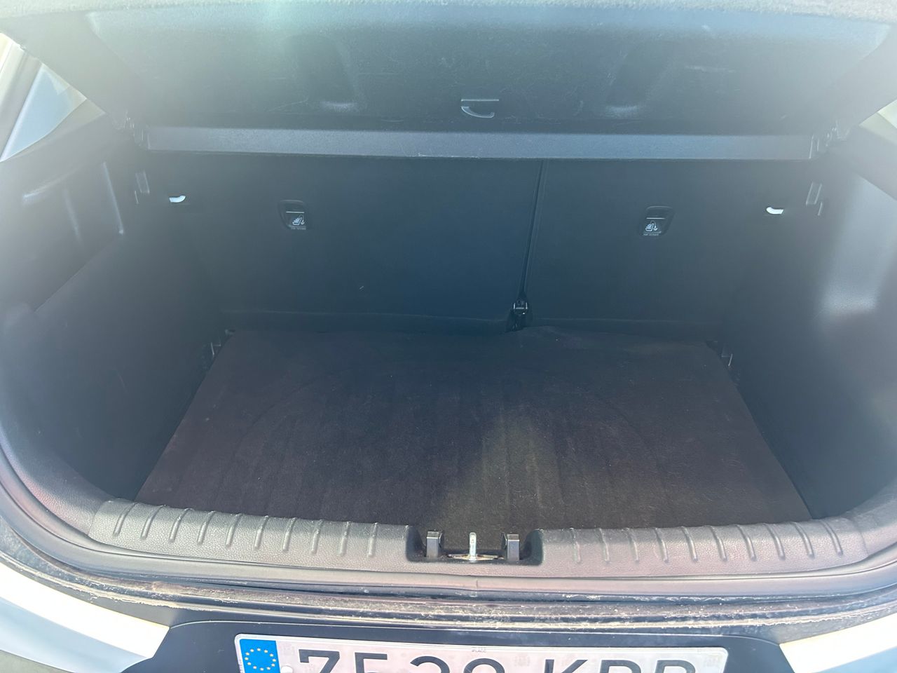 Foto Kia Stonic 28