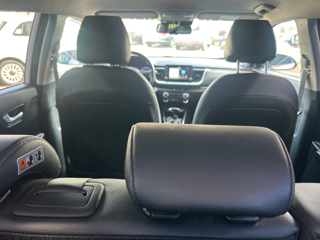 Foto Kia Stonic 29