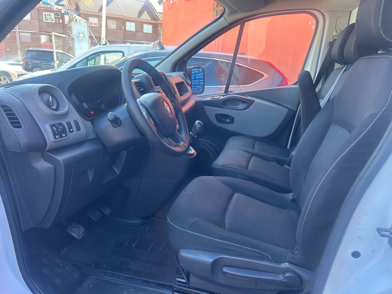 Foto Renault Trafic 13