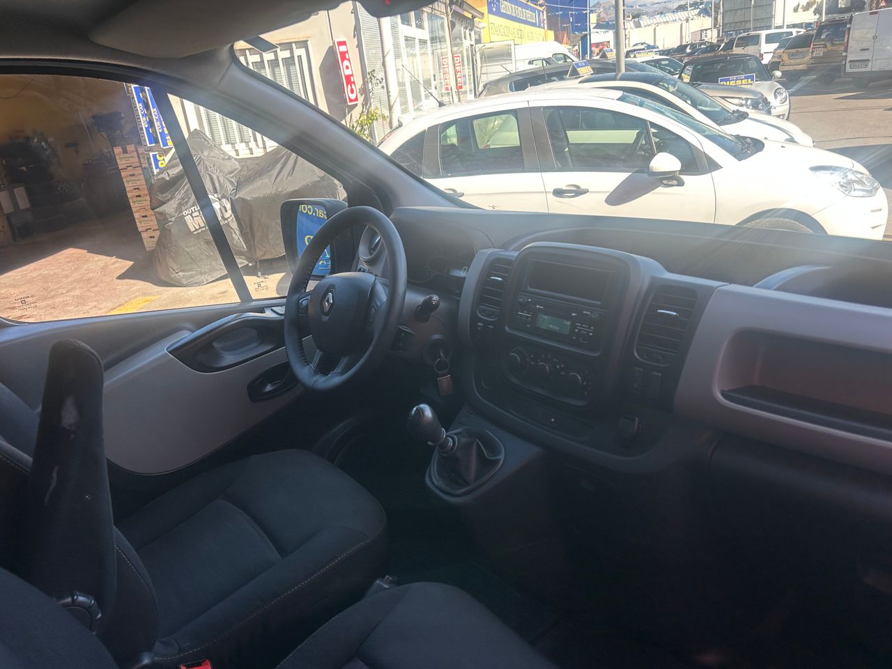 Foto Renault Trafic 16