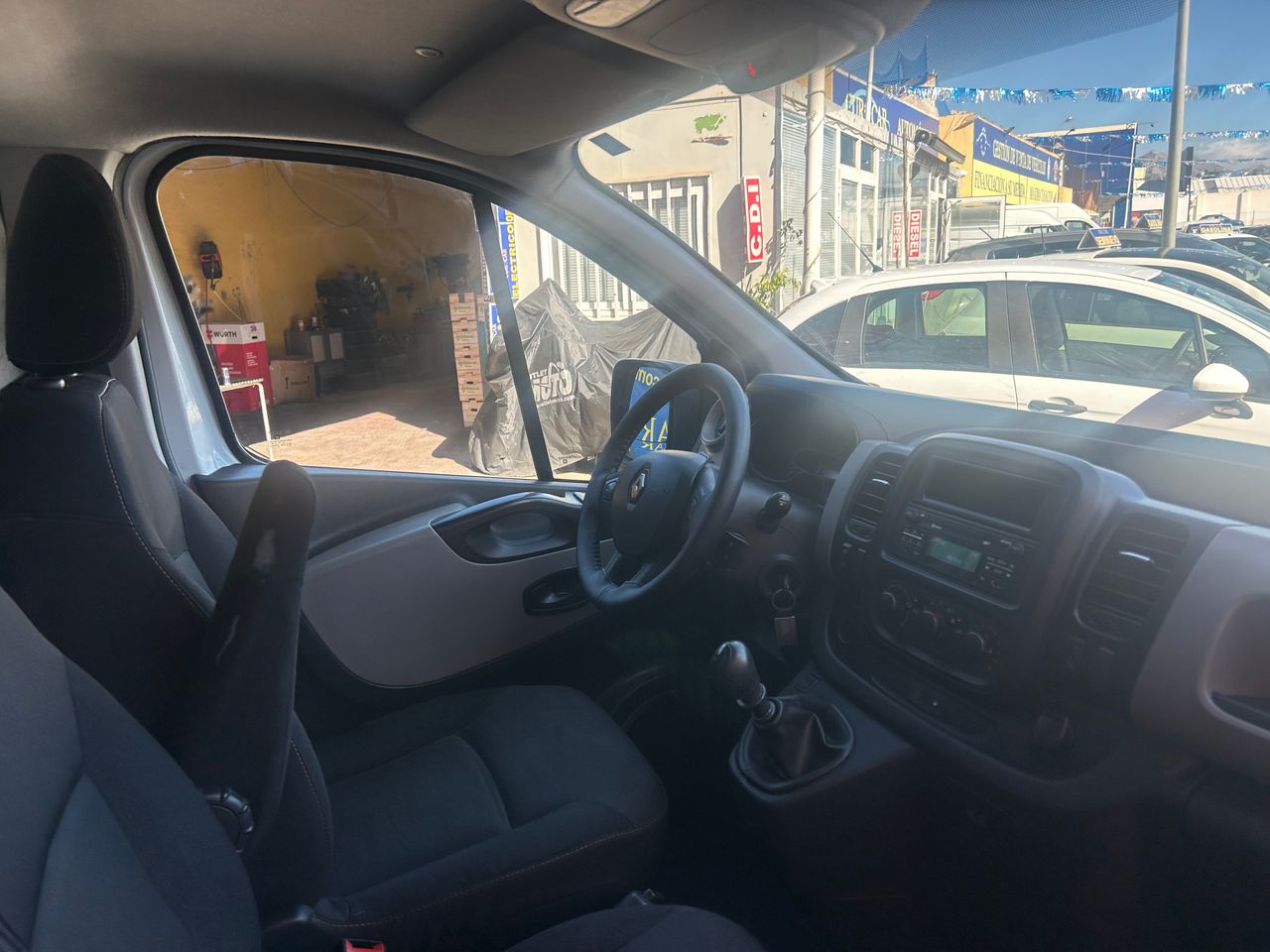 Foto Renault Trafic 17