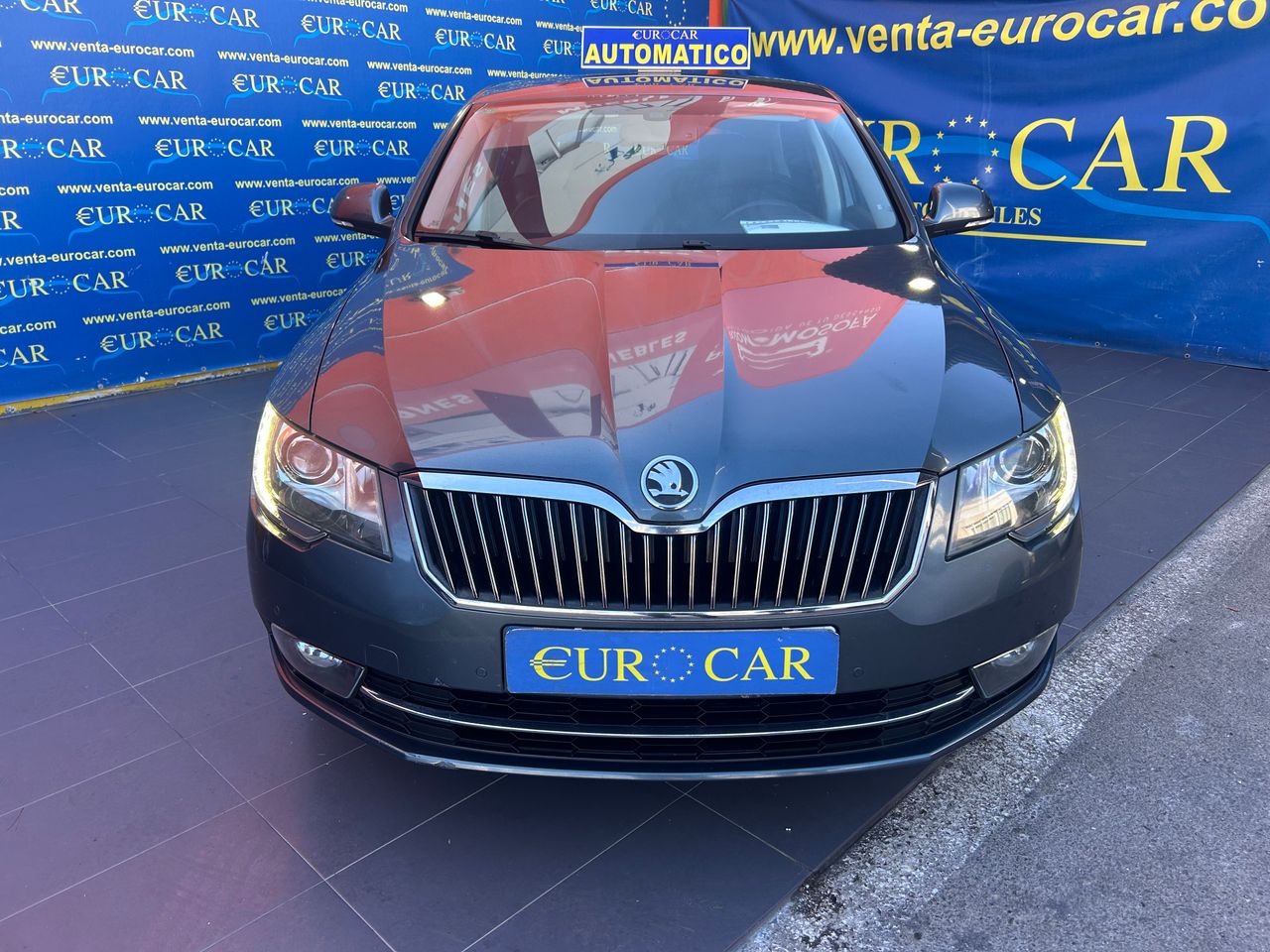 Foto Skoda Superb 25