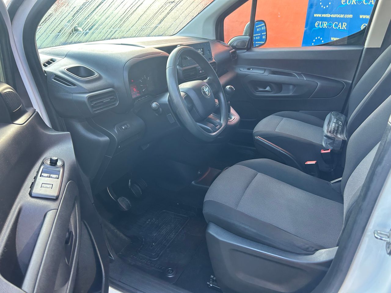 Foto Toyota Proace 11