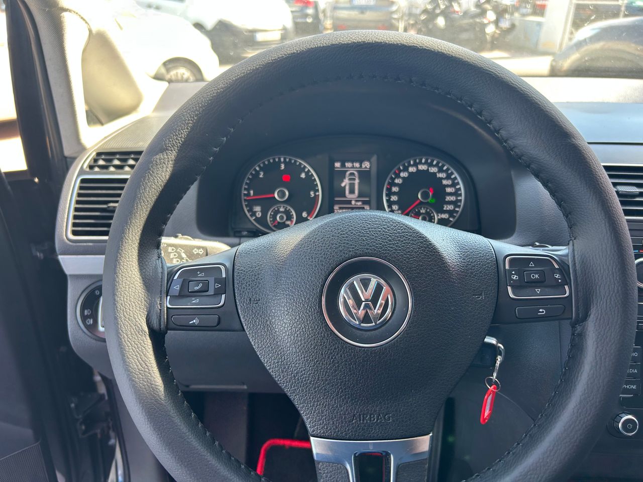Foto Volkswagen Touran 10