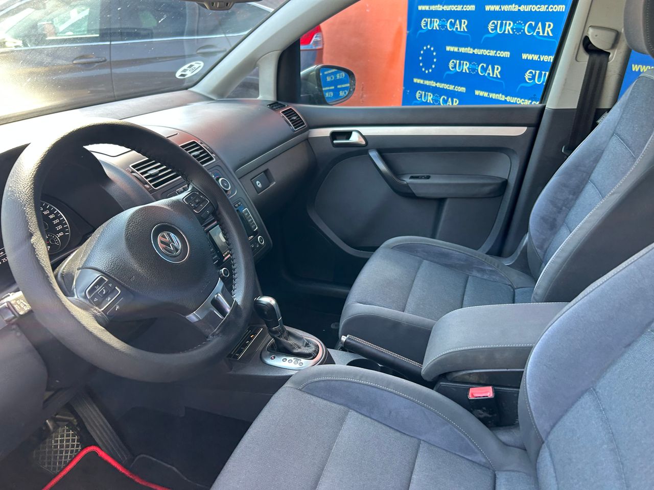 Foto Volkswagen Touran 14