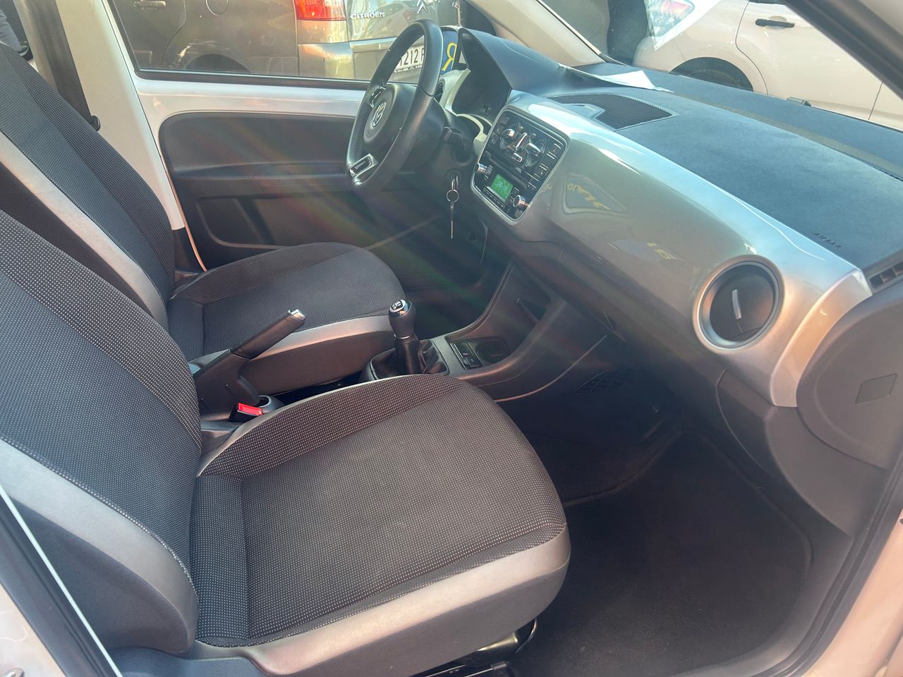 Foto Volkswagen Up 23