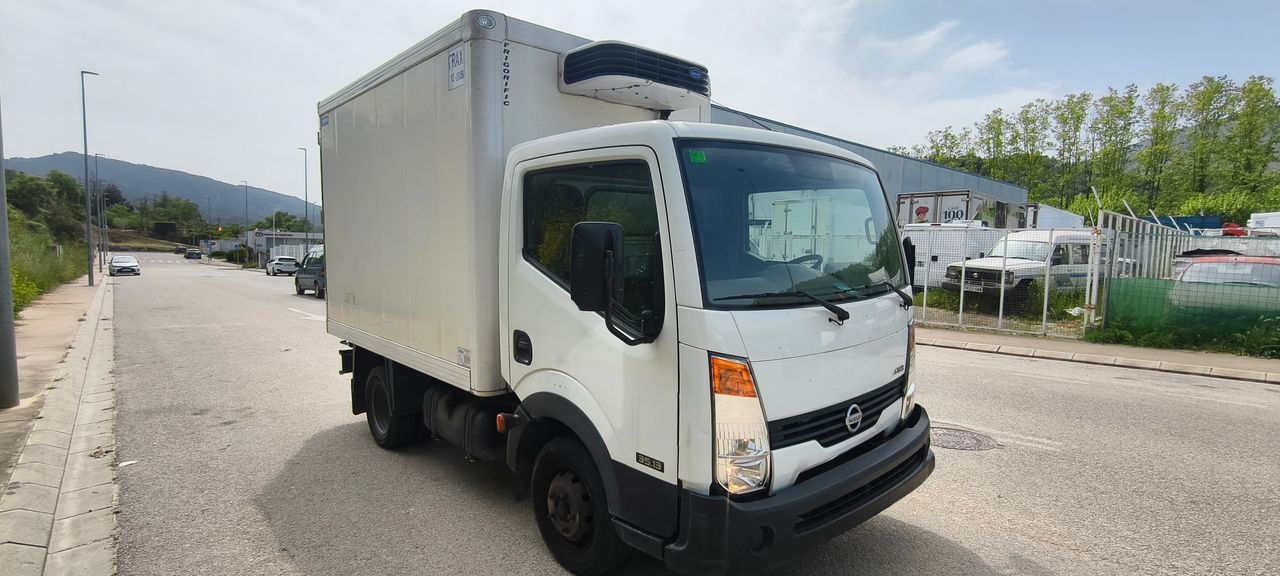 Foto Nissan Cabstar 1