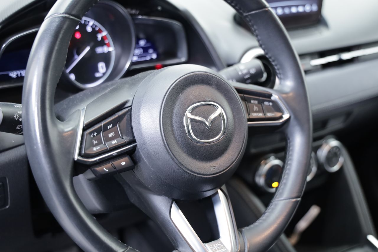 Foto Mazda Mazda2 8
