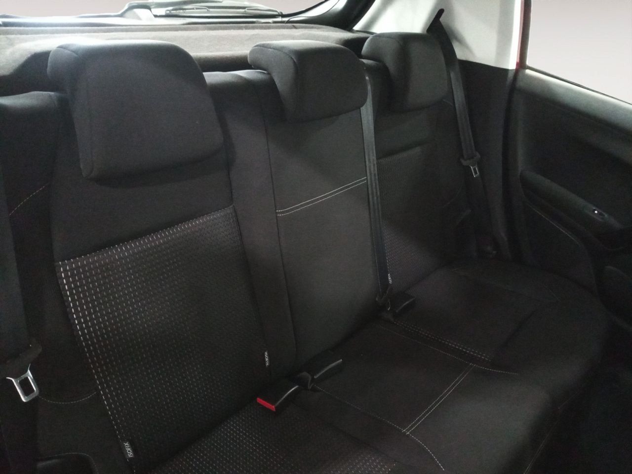 Foto Peugeot 208 9