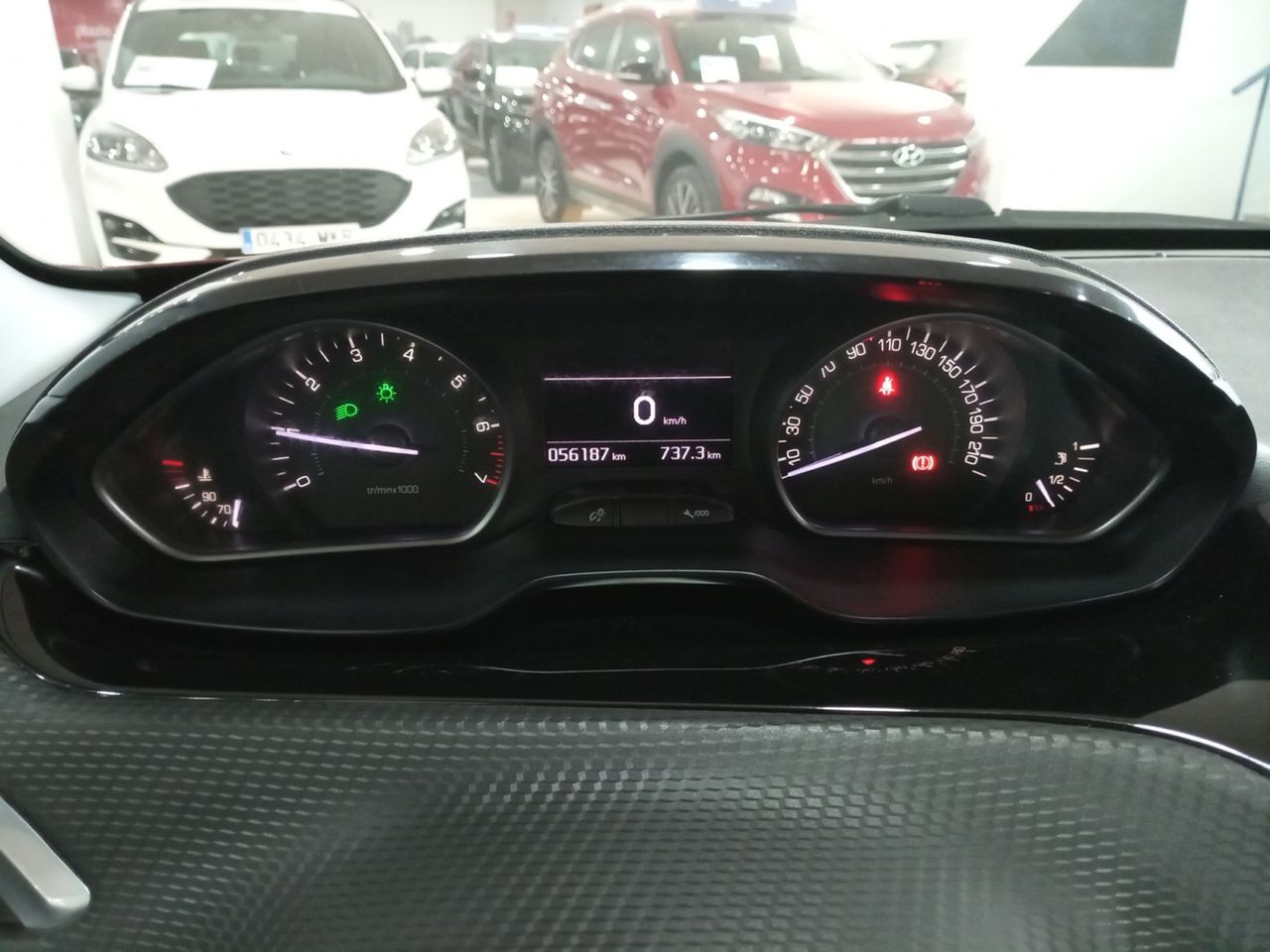 Foto Peugeot 208 13