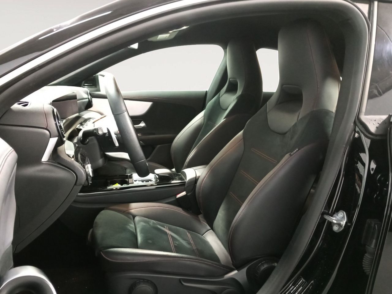 Foto Mercedes-Benz Clase CLA 8