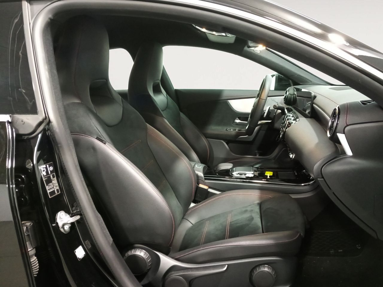 Foto Mercedes-Benz Clase CLA 10